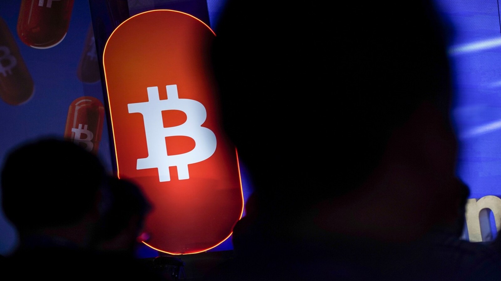Crypto world wipes out $1 trillion as Bitcoin plunges anew