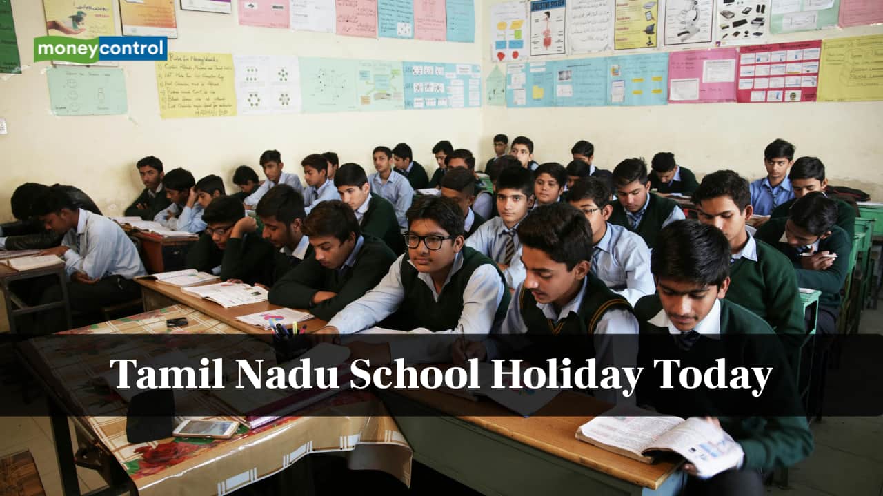 Tamil Nadu School Holiday Today: Schools closed in Chennai, Chengalpattu, Tiruvallur as heavy rain lashes coast Tamil Nadu School Holiday Today: Schools closed in Chennai, Chengalpattu, Tiruvallur as heavy rain lashes coast