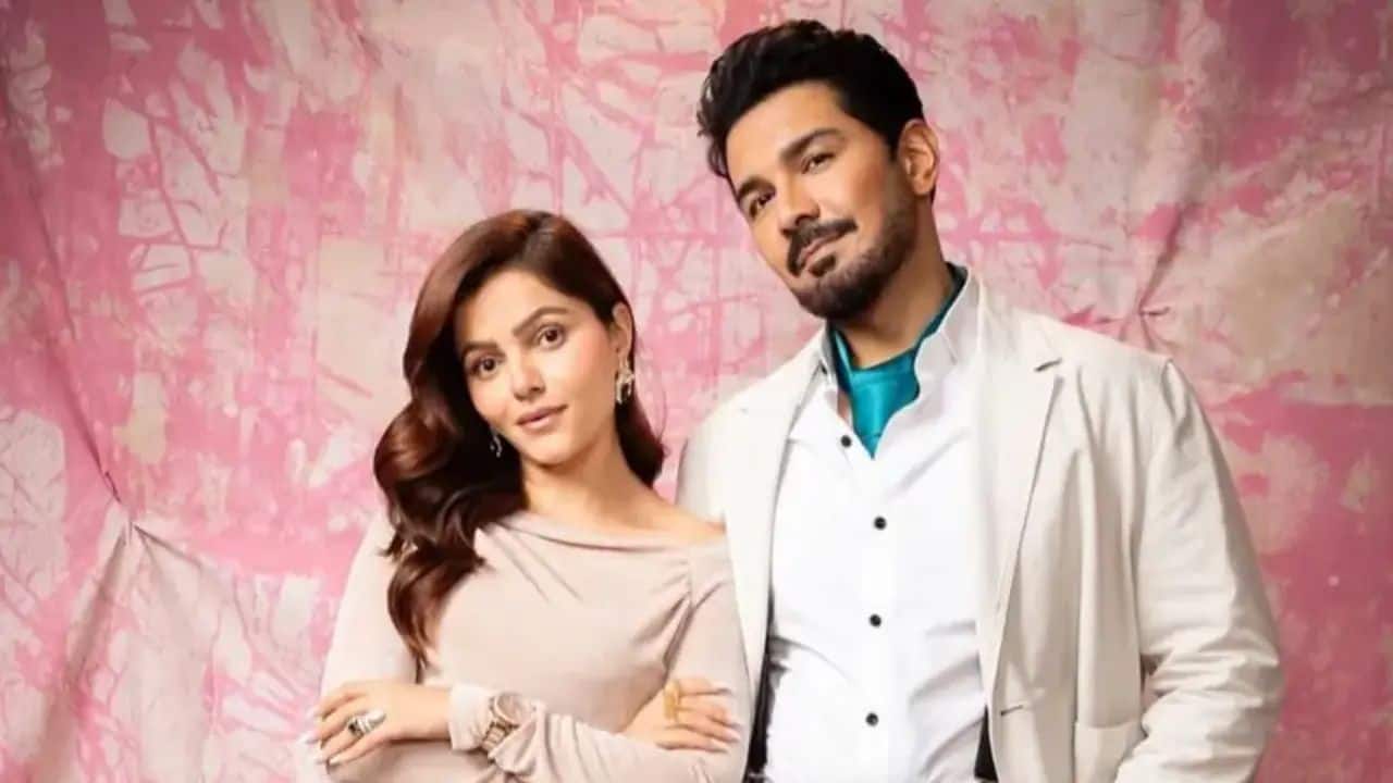 Candid Divorce Revelations The couple earned admiration for their honesty in discussing past marital difficulties, including a period where they considered divorce, which demonstrated vulnerability and growth.