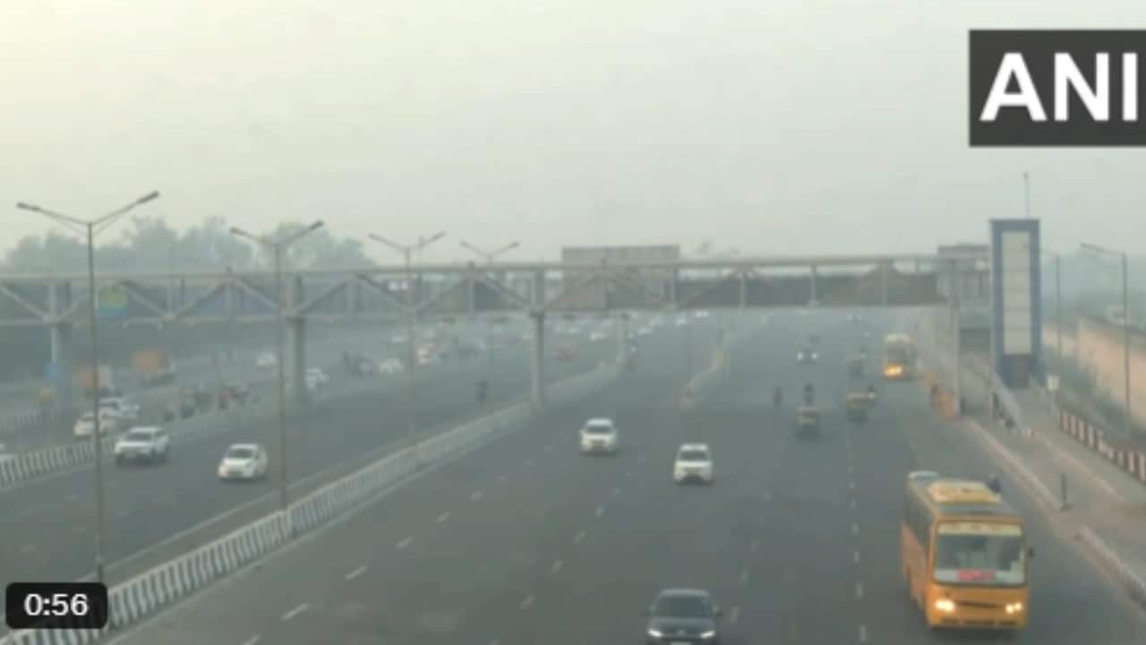 The thick smog, along with deteriorating air quality, mercury continued to hover around the 9 Degree Celsius mark, with some areas recording even lower temperatures. (Photo: X)