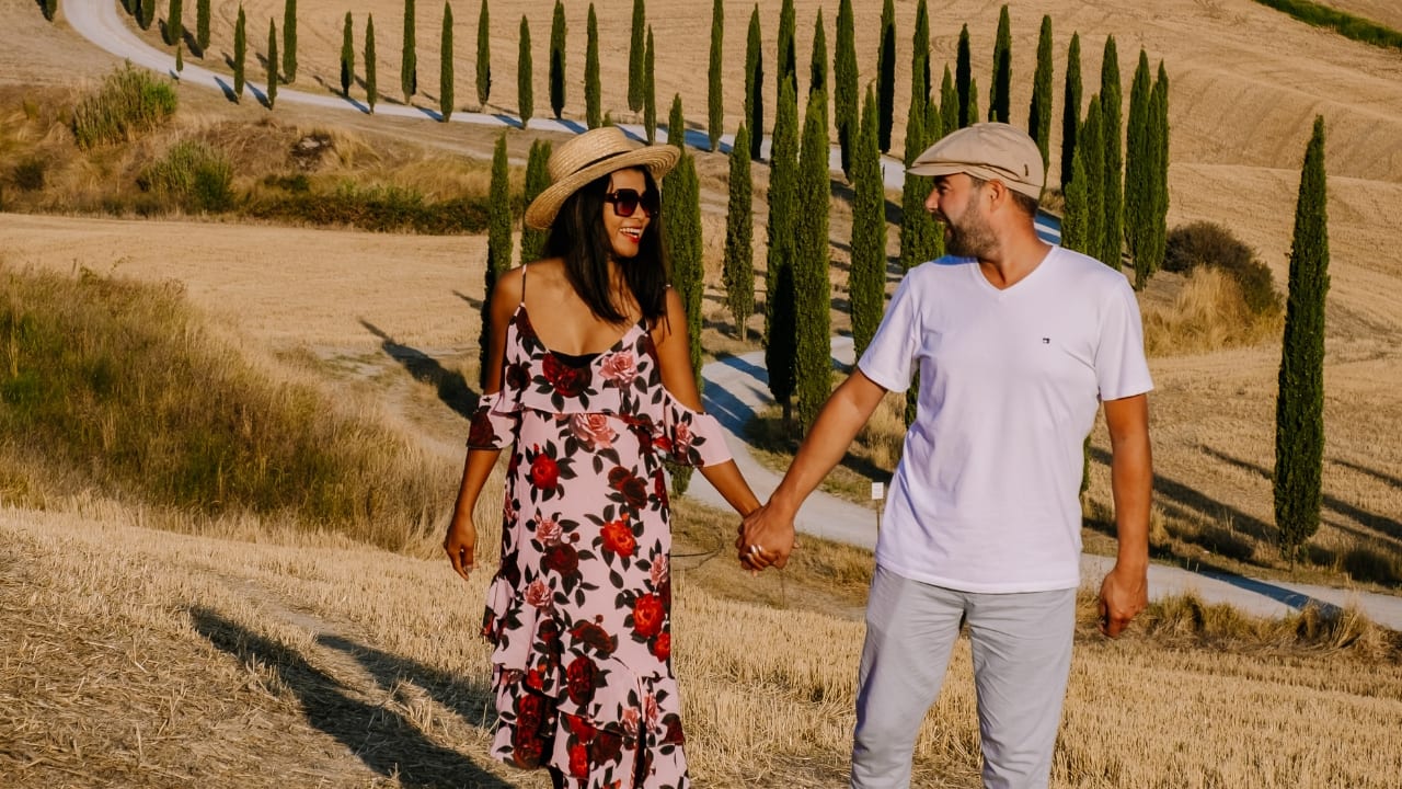 7. Tuscany, Italy No region spells romance like Tuscany. Think rolling green hills, centuries-old estates, vineyards, cypress-lined roads, and sunlit villages — all blending into a warm, cinematic countryside panorama. It’s ideal for couples who love rustic elegance and sweeping landscapes that feel straight out of a classic European film.