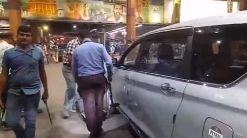 Brisk checking at Kolkata's Howrah and Sealdah stations amid nationwide vigil following Nowgam, Delhi blasts