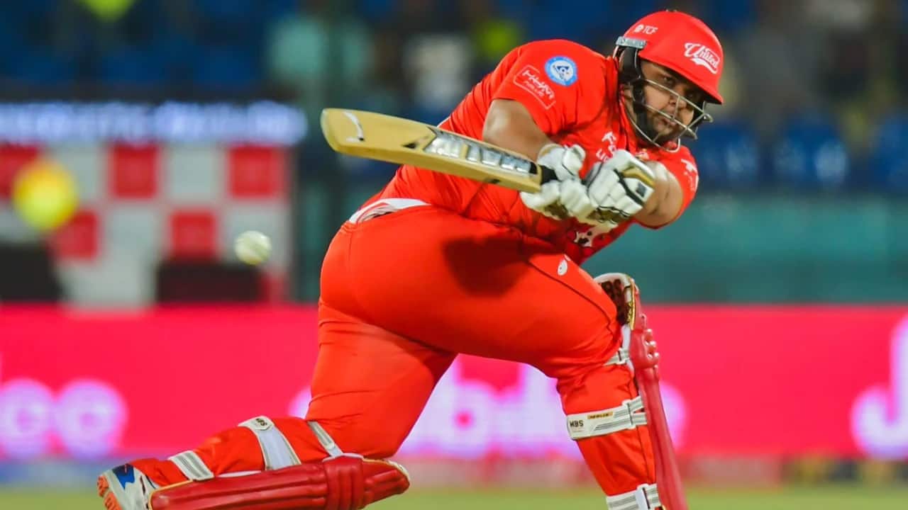 Azam Khan: Azam Khan, son of former Pakistan wicketkeeper Moin Khan, has endured similar body shaming taunts due to his weight. (Source: Pakistan Super League)