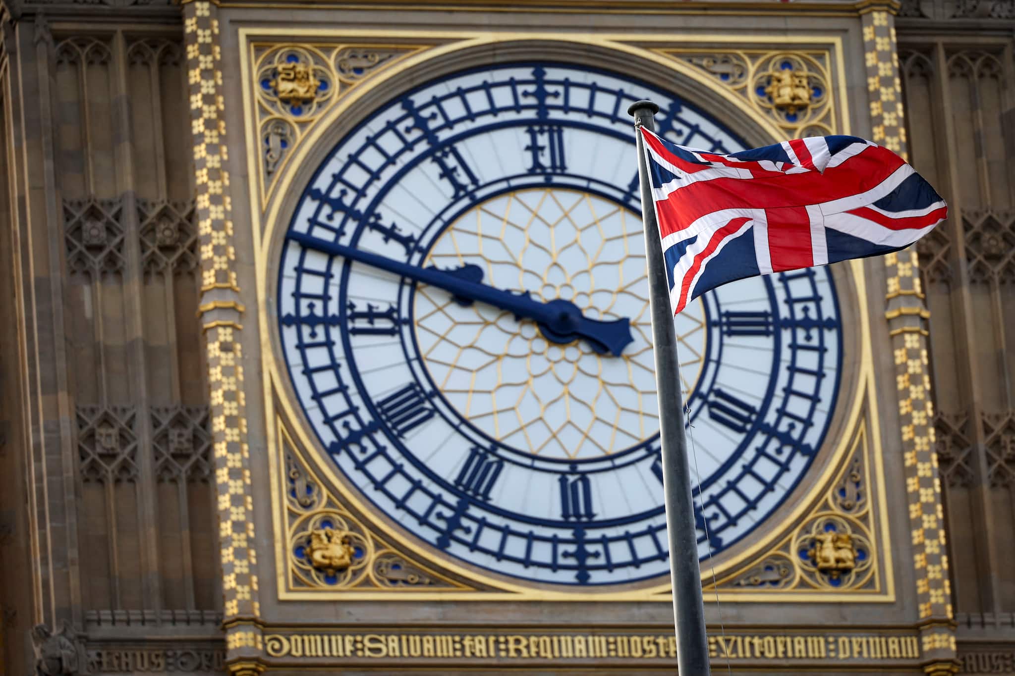 UK scraps ‘golden ticket’ asylum rules: How will it affect Indians? | Explained