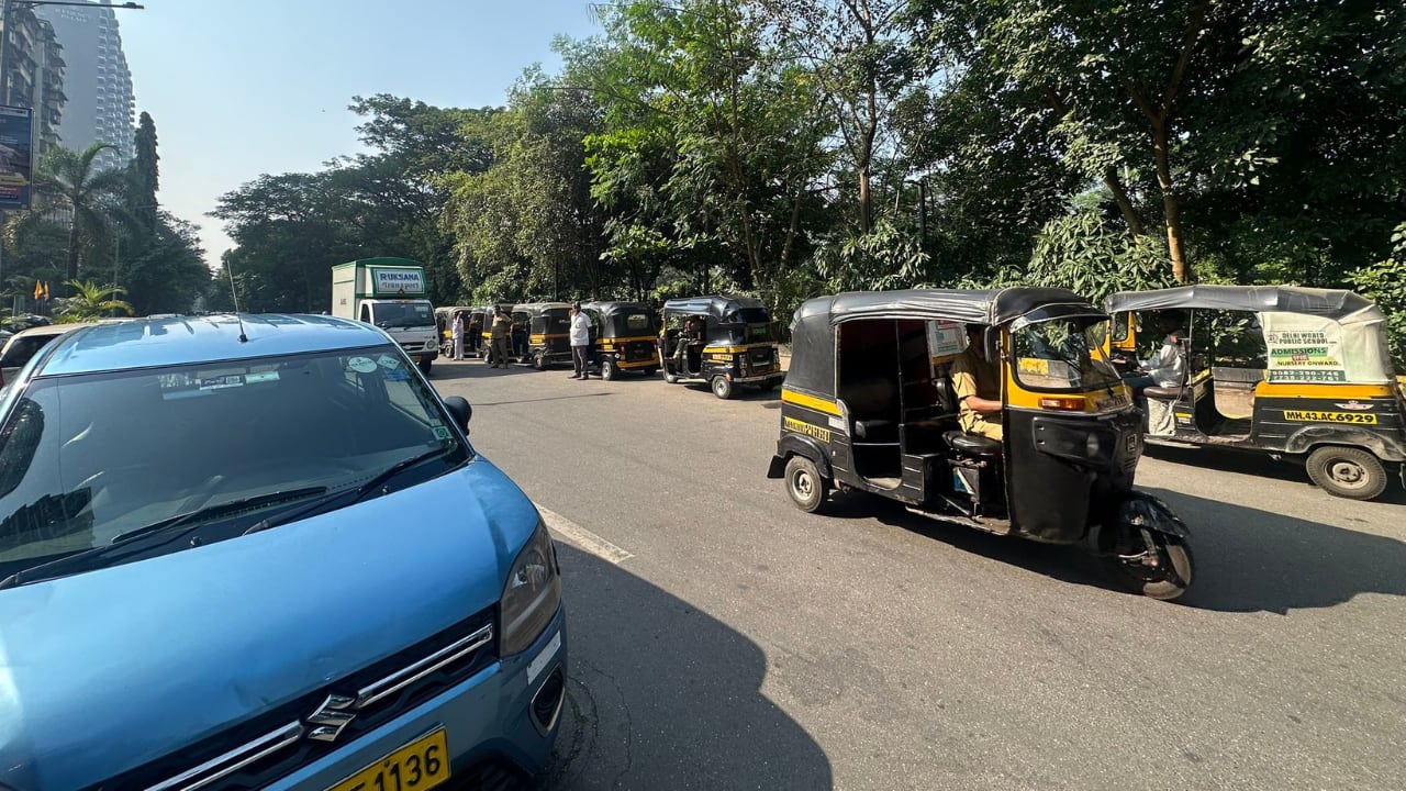 The crisis began on Sunday when a key pipeline operated by GAIL, located within the RCF premises in Trombay, was damaged. (Photo: X)