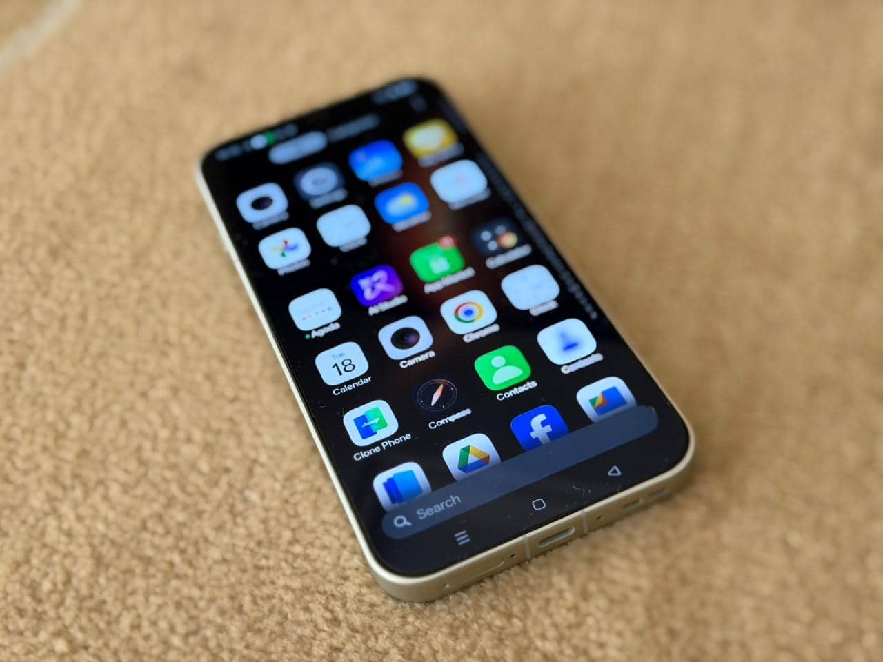 Oppo Find X9 Pro display