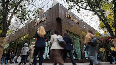 Jefferies hires Mizuho banker to lead private debt in India