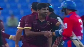 Harbhajan Singh drops no-handshake stand, greets Pakistan spinner Shahnawaz Dahani at Abu Dhabi T10