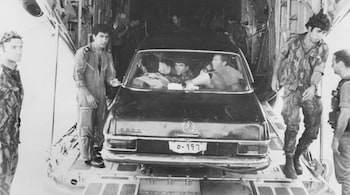 Israeli commandos with a Mercedes-Benz 600 resembling the one owned by Ugandan dictator Idi Amin, used by Sayeret Matkal to deceive Ugandan troops during the raid (File Image)