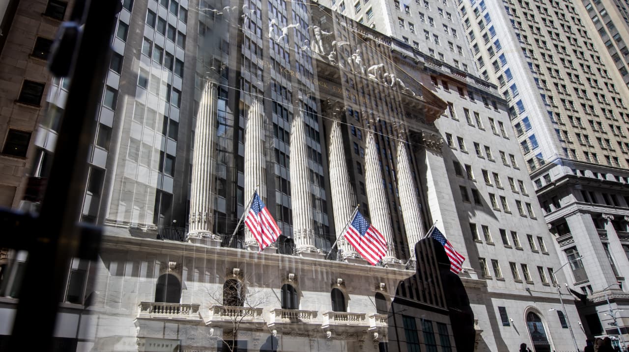 Wall Street | Latest & Breaking News on Wall Street | Photos, Videos,  Breaking Stories and Articles on Wall Street - Moneycontrol.com
