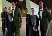 Karisma Kapoor poses with Hollywood actor and host Terry Crews at an event