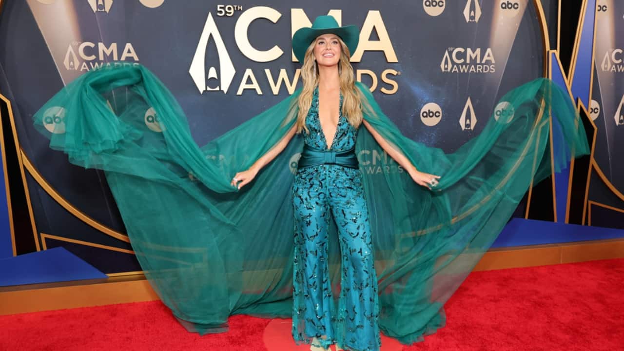 Lainey Wilson dominates CMA Awards 2025 with major wins; Zach Top claims breakout honour