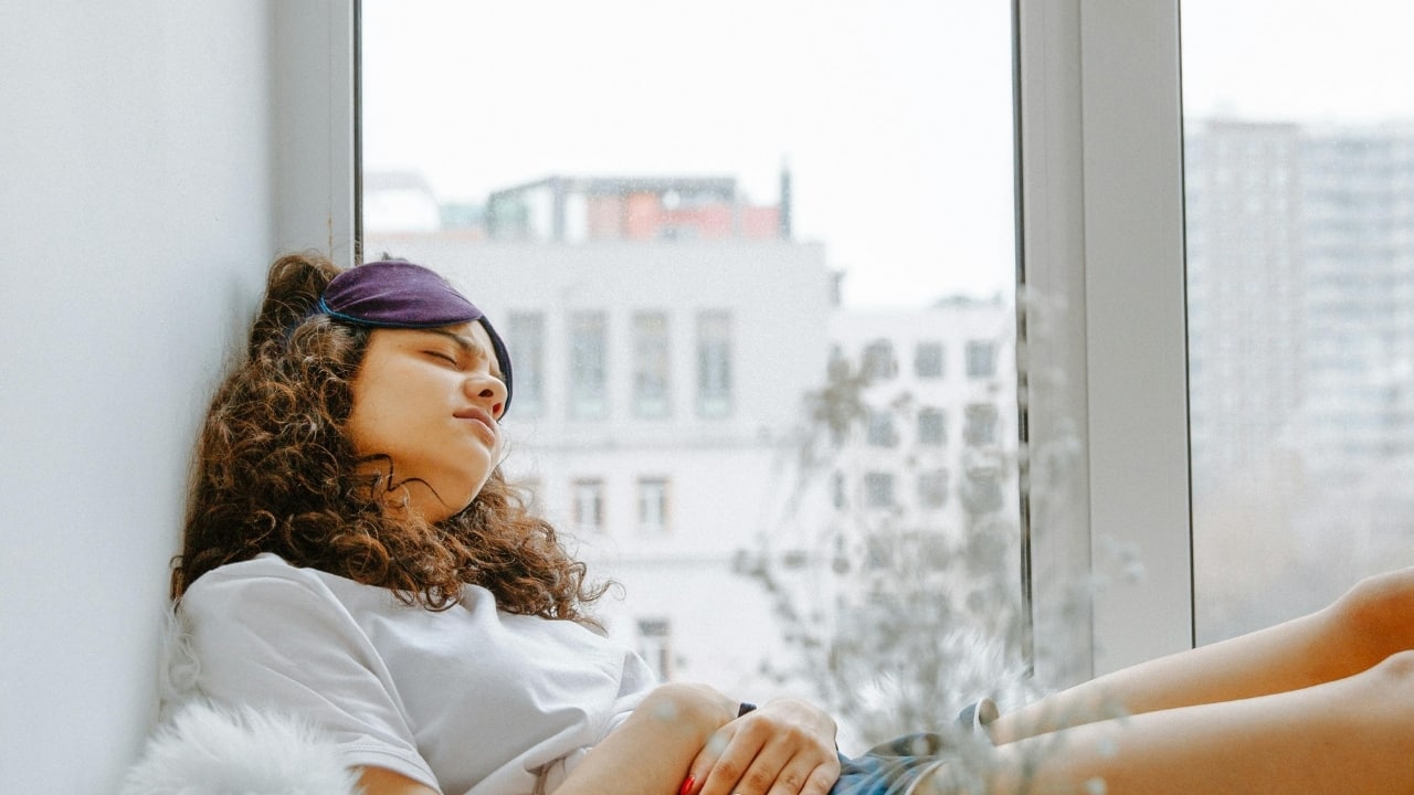 Senior doctor shares why you should never ignore these types of period pain