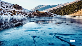 Experience India’s winter magic: frozen lakes, snow-capped peaks, and serene icy landscapes that promise adventure, breathtaking views, and picture-perfect memories.