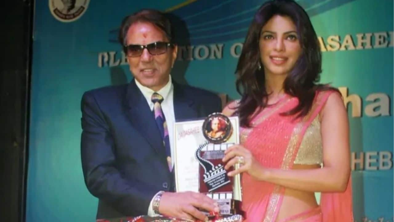 Priyanka Chopra pays heartfelt tribute to Dharmendra after his demise, says 'my first signing amount in the movies came from his production house'