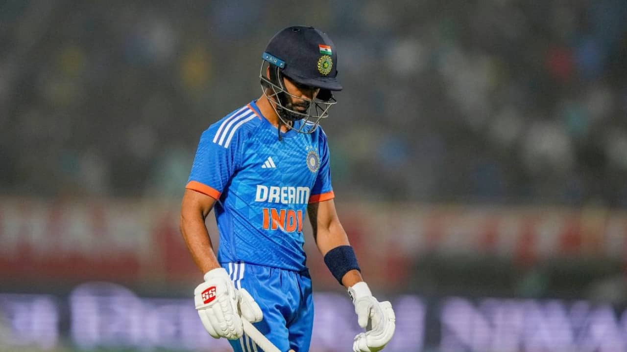 Former IND cricketer explains why Ruturaj Gaikwad may not play South Africa ODIs despite call-up