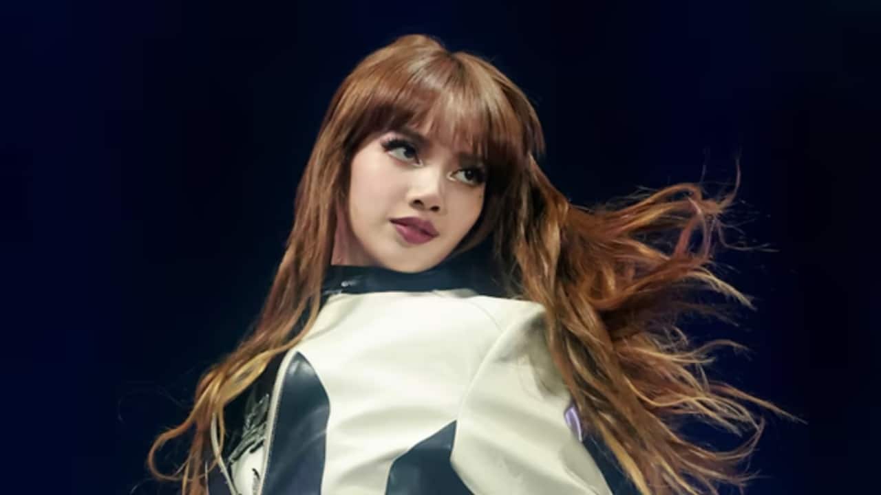 BLACKPINK’s Lisa to make history as first K-pop artist to present at the Golden Globes
