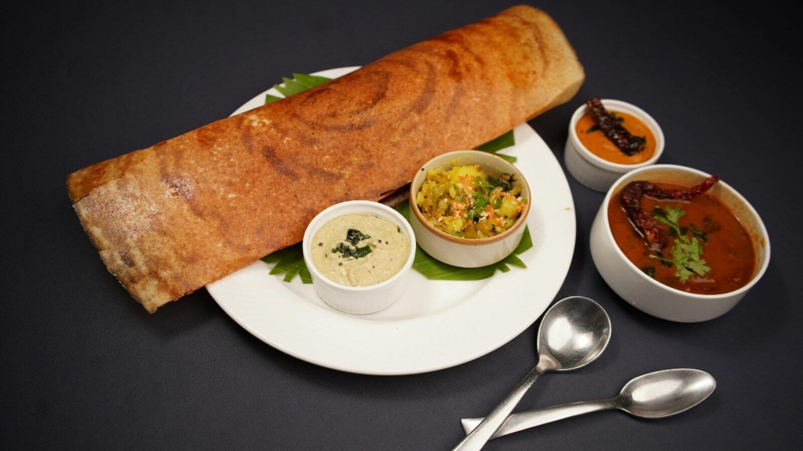 Delhi dosa seller reveals business once touched Rs 12 lakh a month, explains why profits fell