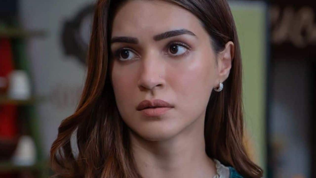 Do Patti: Saumya &amp; Shailee Tackling dual roles in the crime thriller Do Patti, Kriti demonstrated her ability to inhabit two distinct emotional worlds, each delivered with clarity and precision.