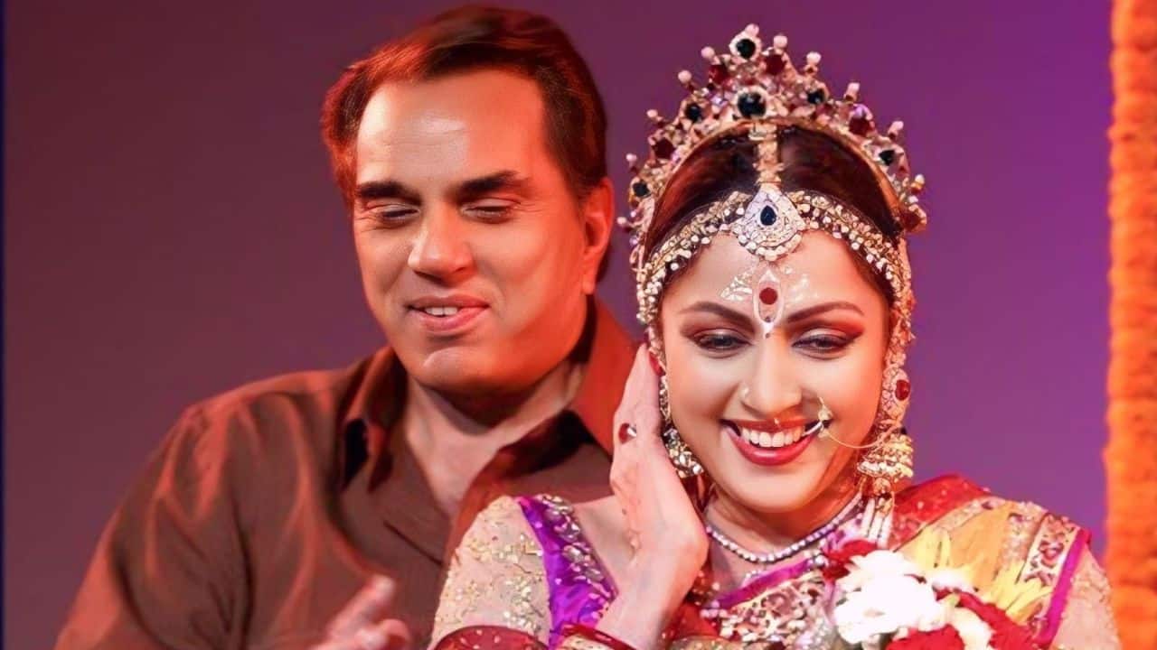 6. Fond Flashbacks to Festival Celebrations<br />Hema’s post includes memories of festival gatherings such as Diwali and Holi, where the family is seen celebrating together. The vibrant photos bring out the joy, laughter, and cultural traditions that defined their household.