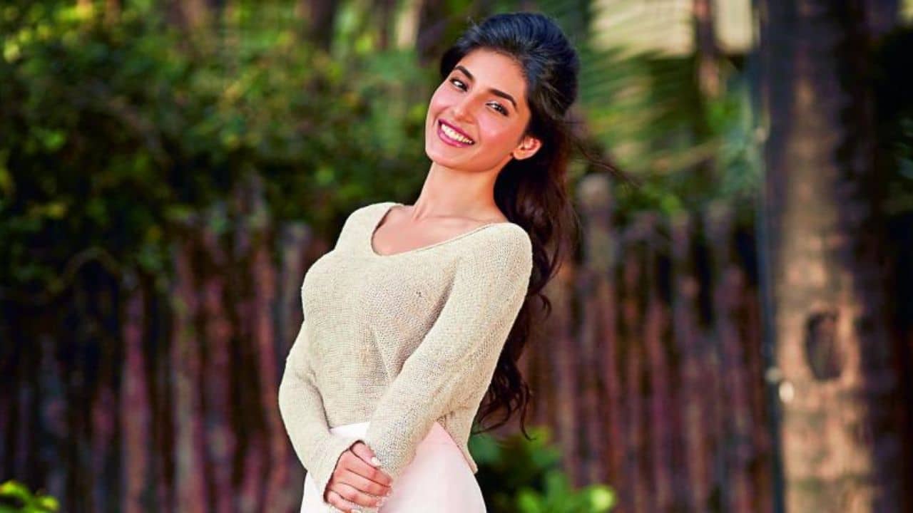 Harshita Gaur<br /> After her popular show Sadda Haq wrapped up, she experienced depression and refused to leave her house or meet people. She eventually consulted a therapist and stress management consultant to accept her situation and move forward.