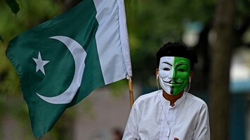 Pakistan: PTI’s Omar Ayub declared proclaimed offender as protest cases intensify