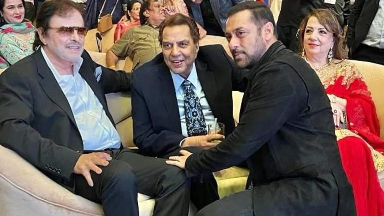 Sanjay Khan recalls terrifying incident with Dharmendra on Haqeeqat sets, "our walk back to the officers’ mess ended with a rifle aimed at us"