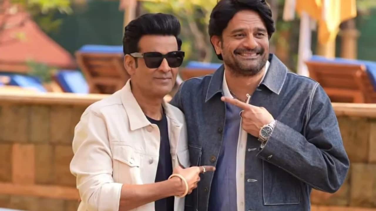 ‘Men don’t cry is a lie’: Jaideep Ahlawat tears up while calling Manoj Bajpayee a ‘chalta-phirta institute’