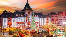 Top 10 Christmas tour destinations to experience the magic of 2025