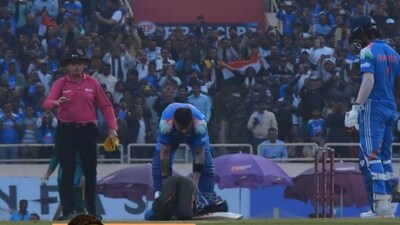 WATCH: Fan invades pitch to touch Virat Kohli's feet after talisman slams 52nd ODI century in Ranchi