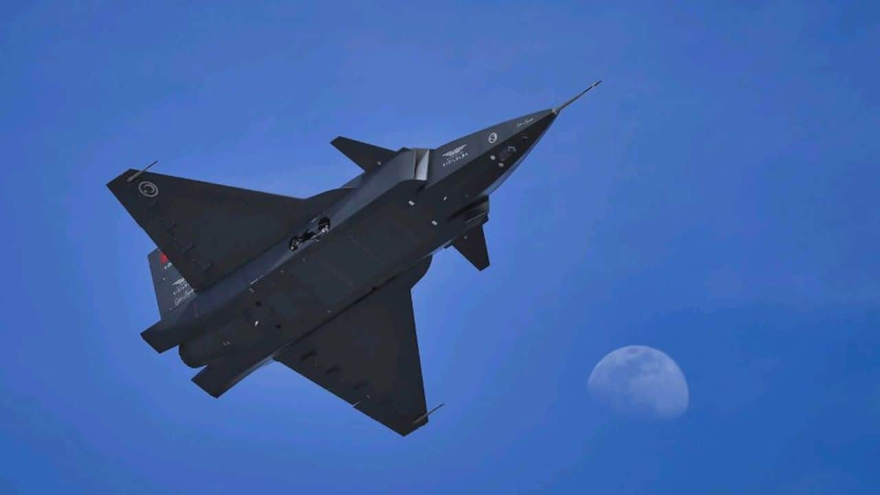 In a first, Turkey's Bayraktar Kizilelma drone shoots down aircraft during weapons testing