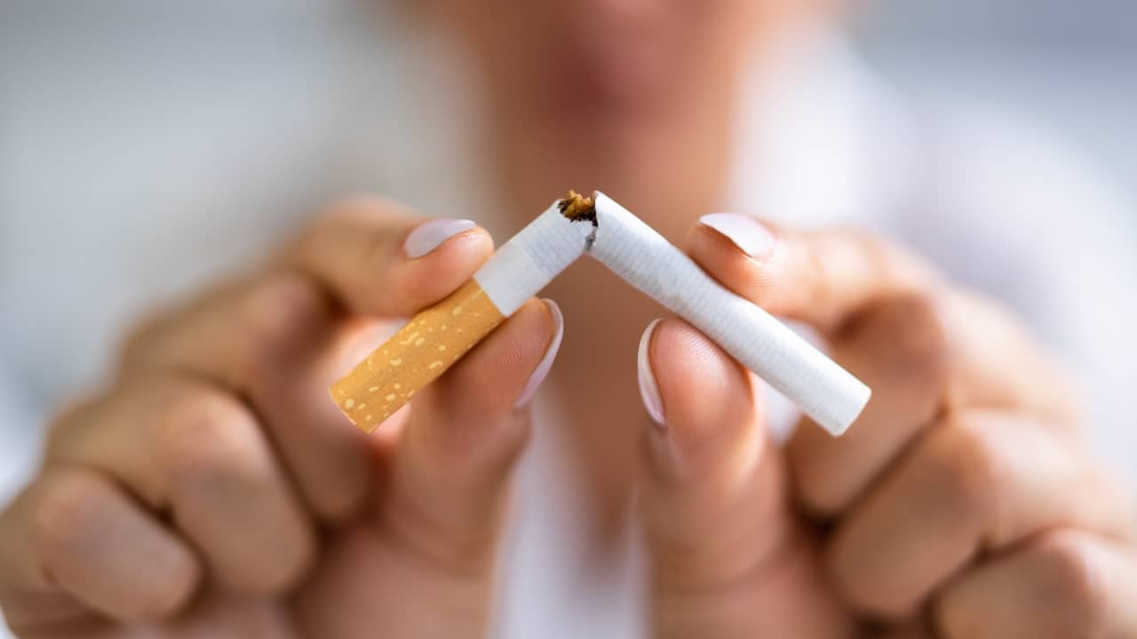 <strong>Additional risk factors</strong><br />Cigarette smoking is one of the major risk factors, along with exposure to biomass fuel and occupational dust and chemicals. Other risk factors include air pollution and genetic causes like a deficiency of alpha-1-antitrypsin. A history of asthma may also increase the risk. (Picture Credit: Canva)