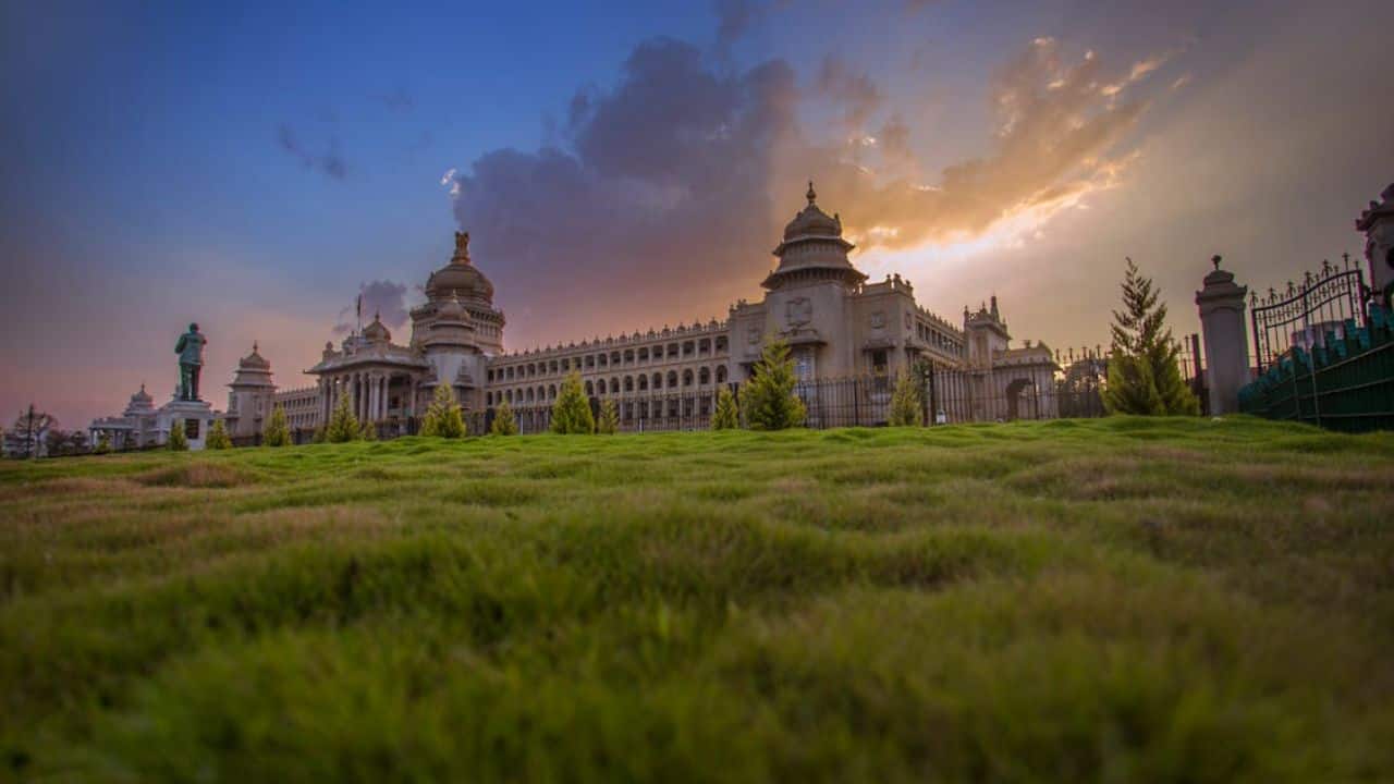 Bengaluru shivers as Cyclone Ditwah-induced chill delivers coldest day of the year amid ‘good' AQI readings