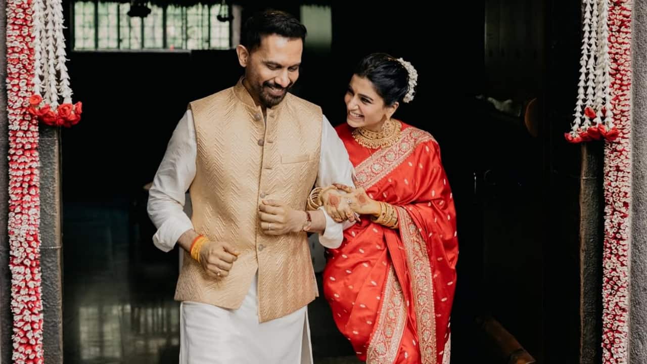 Samantha Ruth Prabhu and filmmaker Raj Nidimoru have tied the knot in an intimate ceremony, marking a quiet but deeply personal start to their new chapter together..