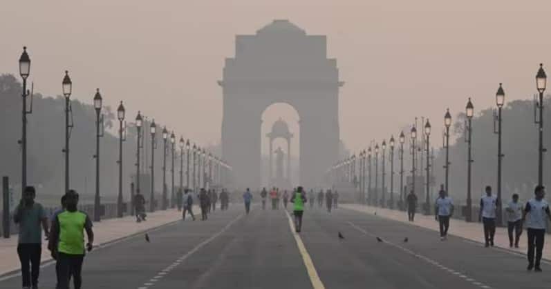 Barclays sees India's sovereign rating at mid-BBB by 2026 on fiscal momentum