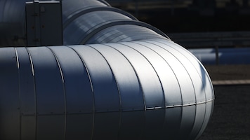 Europe is nearing deal to end Russian fossil fuels imports