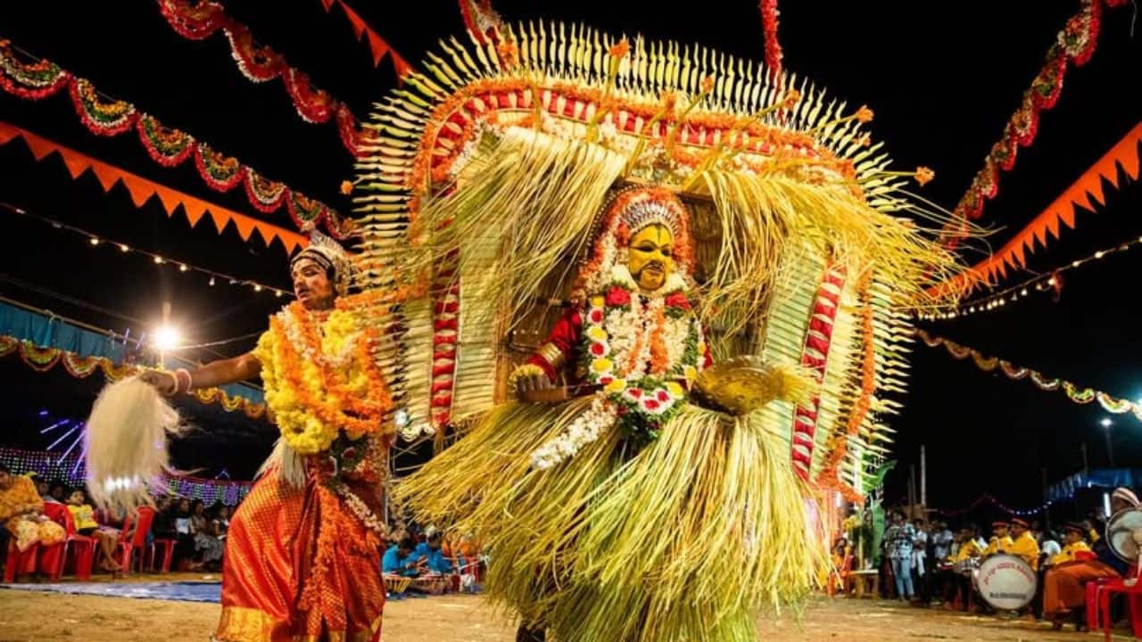 What is the Chavundi Daiva, the famous reference from Kantara amidst Ranveer Singh controversy? Details inside