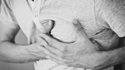 Heart attacks spike during holidays due to stress, overindulgence, and cold. Here’s what you can do to keep your heart safe (Image: Pexels)