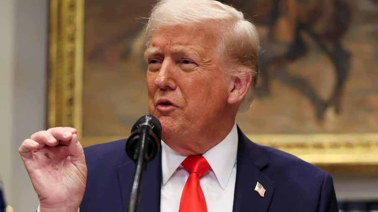 Trump escalates warnings to Colombia, tells President Petro “he’ll be next”