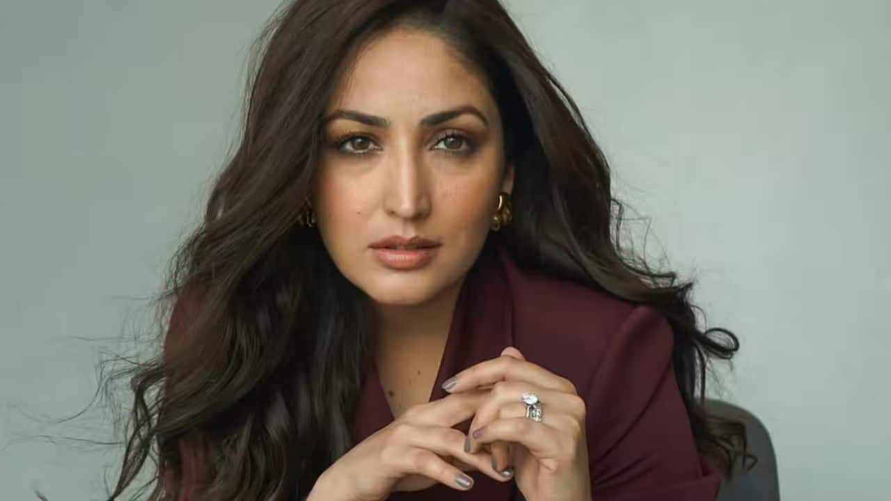 7. Yami Gautam is expected to have a cameo - Yami Gautam is not visibly revealed in the teaser shots, but credible reports say she has a special cameo in Dhurandhar: The Revenge. It is being described as a short but high-impact appearance, likely placed as a story trigger rather than a decorative guest role.