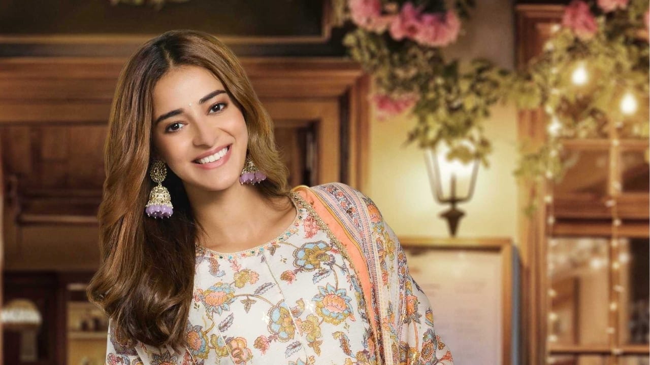 Shararas look elegant when styled with a dupatta draped effortlessly around the neck.