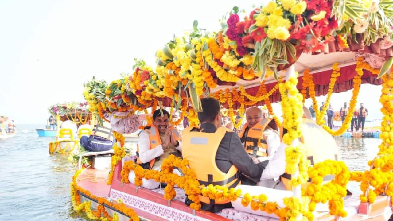 Bhopal launches Kashmir-style shikara rides at Upper Lake — a new tourism gem in Madhya Pradesh