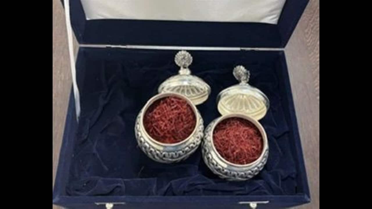 Kashmiri Saffron • Known locally as Kong or Zaffran, this GI-tagged saffron comes from the highlands of Kashmir. • Valued for its deep colour, aroma and rich culinary and cultural significance. • Often called “red gold” due to its rarity and high medicinal worth. Kashmiri Saffron • Known locally as Kong or Zaffran, this GI-tagged saffron comes from the highlands of Kashmir. • Valued for its deep colour, aroma and rich culinary and cultural significance. • Often called “red gold” due to its rarity and high medicinal worth.