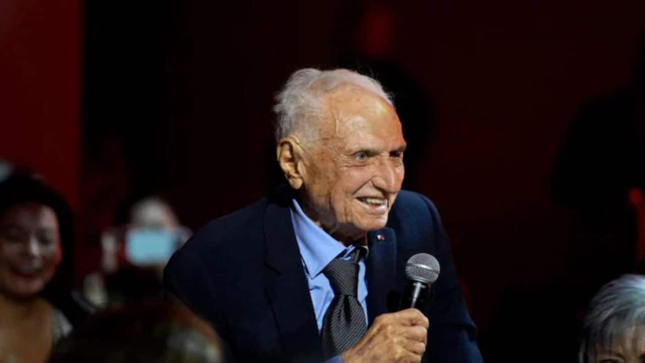 Frank Gehry, visionary architect behind Guggenheim Bilbao and Disney Hall, dies at 96