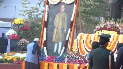 The commemoration of the 70th Mahaparinirvan Diwas began with a floral tribute from President Droupadi Murmu, Vice-President C P Radhakrishnan, PM Narendra Modi, Lok Sabha Speaker Om Birla, Lok Sabha Leader of the Opposition Rahul Gandhi, Parliamentary Affairs Minister Kiren Rijiju, Parliamentarians, and many other dignitaries who attended the VIP session in the early hours of the day