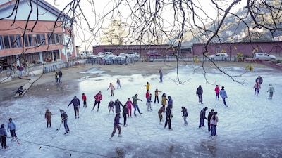 In Himachal Pradesh, a yellow alert for dense fog was issued in parts of the reservoir area of the Bhakra dam in Bilaspur district and over some parts of the Balh valley in Mandi district during early morning till Monday.