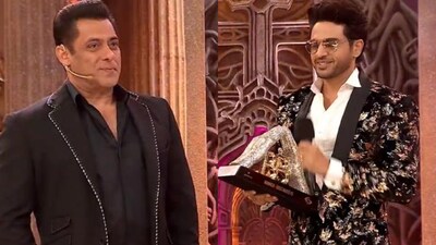 Facing tough competition from Farrhana Bhatt, Pranit More, Tanya Mittal, and Amaal Mallik, all of whom were evicted leading up to the final moment, Gaurav ultimately lifted the Bigg Boss 19 trophy.