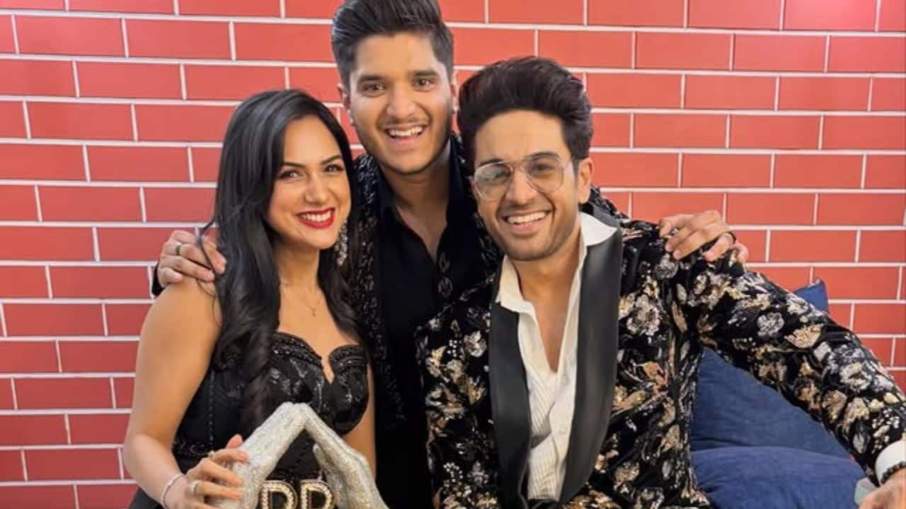 Gaurav Khanna poses with wife Akanksha, co-contestant Mridul flaunting his Bigg Boss 19 trophy: "THE TROPHYYY IS HOME"