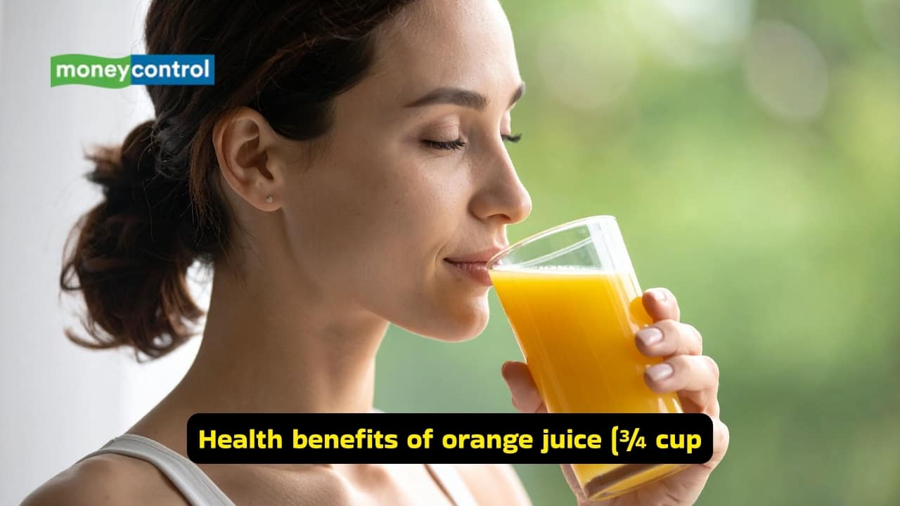 Health benefits of orange juice (¾ cup) A small glass of fresh orange juice, a day, can give you all the Vitamin C you need. It’s sweet, refreshing, and perfect for breakfast. Plus, it helps your body fight illness and keeps your skin glowing.