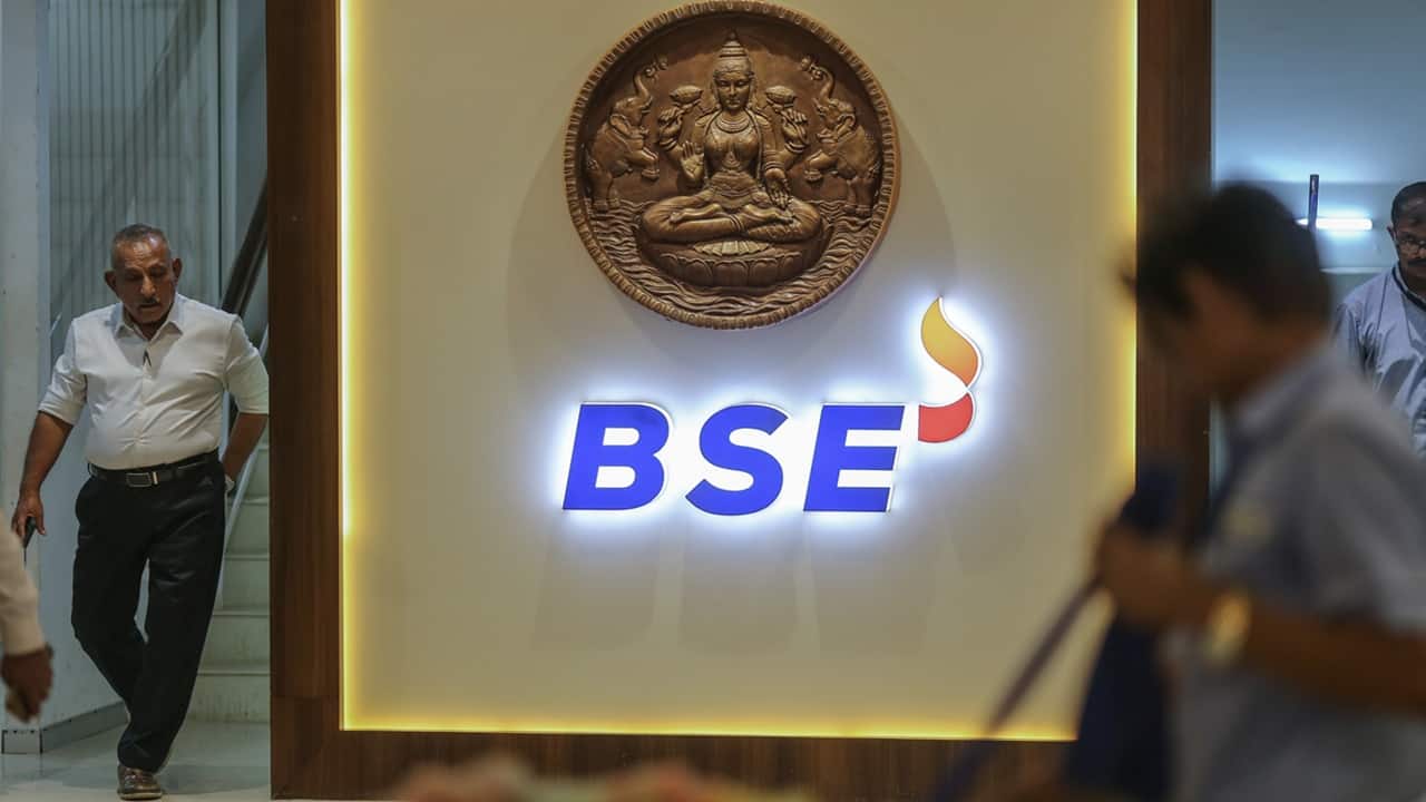 Indian Stocks Seen as Top Hedge Against AI Risks by Global Funds